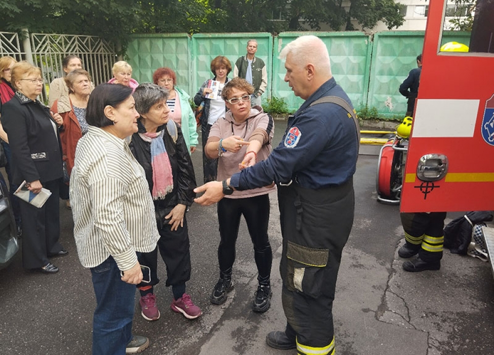 Спасатели рассказали жителям об оказании первой помощи
