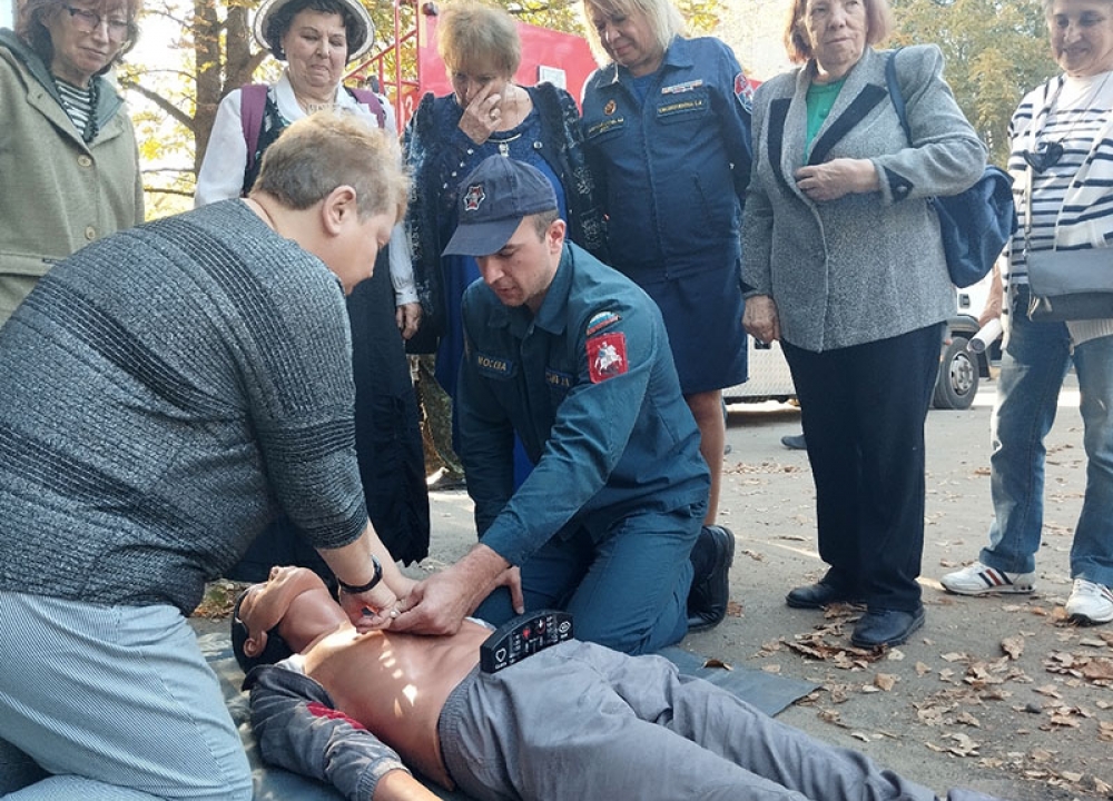 Жителей Теплого Стана научили оказывать первую помощь