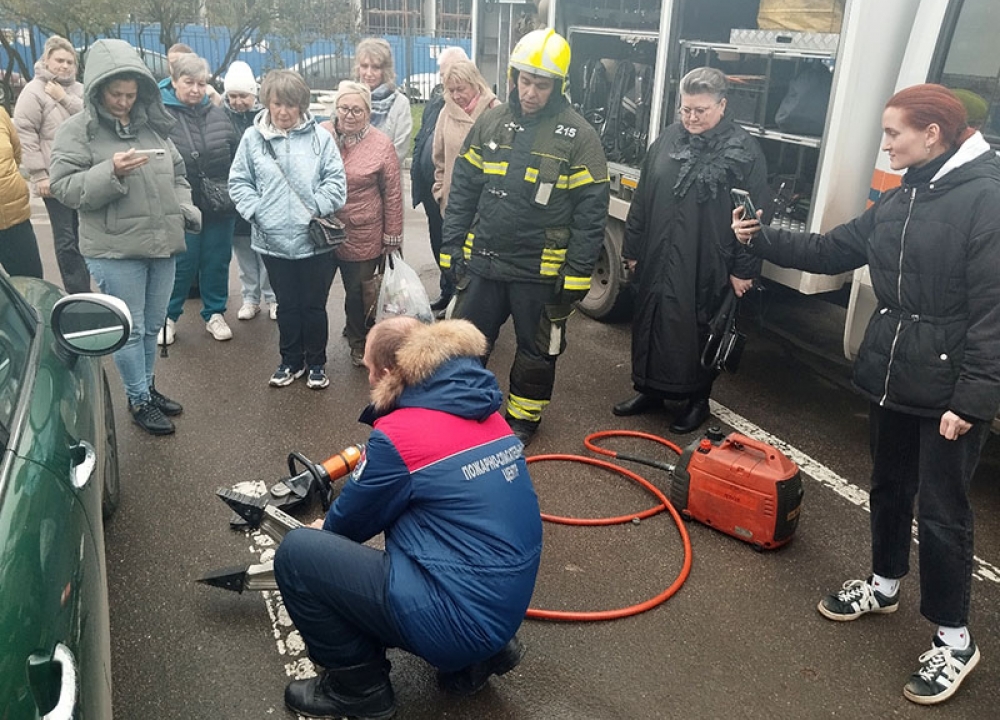 Рассказали жителям, как спасают жизни людей