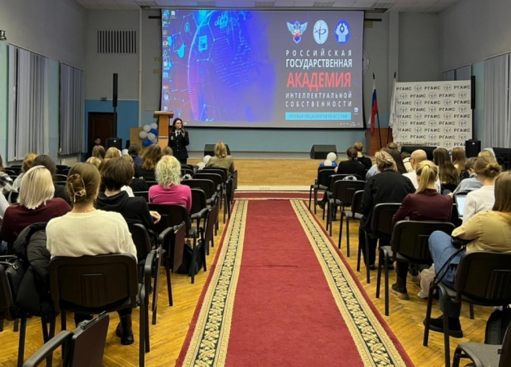 Полицейские Юго-Западного округа приняли участие в акции «Дети России»