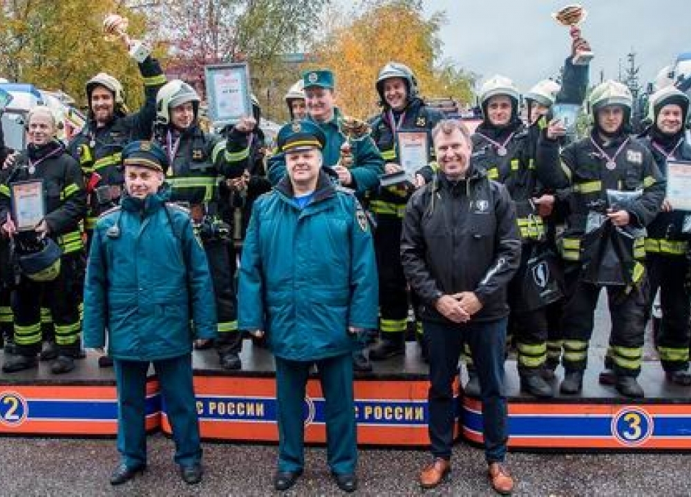 В Москве прошли уникальные соревнования пожарных по работе с системой...