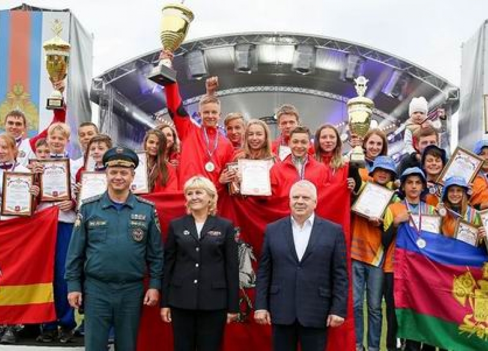 Победители XV Всероссийских соревнований "Школа безопасности-2019"